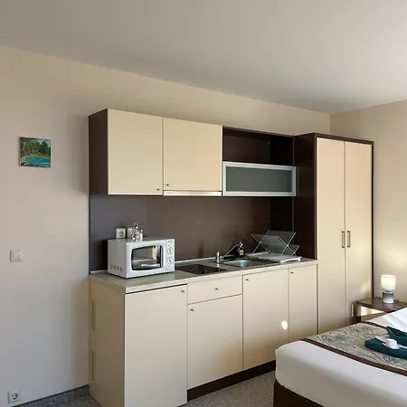 Sea View - * Golden Sands